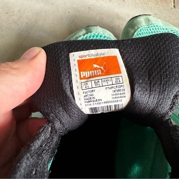 Puma women’s walking athletic shoes size 7 - Picture 8 of 8